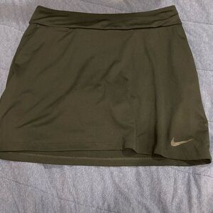 Women Nik Dri-fit  athletic skort